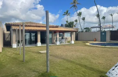 Aluguel de linda casa,  frente para o mar, na Praia de Vilas do Atlântico, com 3 quartos e 3 suítes.