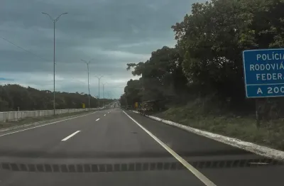 Vendo área  br 101 em mata redonda com  aproximadamente 8 hectares