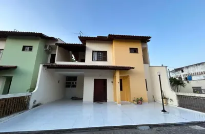 Espetacular casa duplex em condominio vizinho a carajás na av godolfredo maciel !