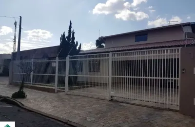 Casa com 3 quartos à venda no Fonte Luminosa, Araraquara 