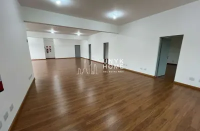 Prédio com 6 salas para alugar na Rua Alvarenga Peixoto, --, Vila Anastácio, São Paulo