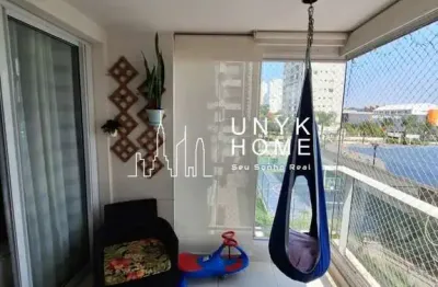 Apartamento em condomínio clube com 2 dormitórios e varanda gourmet