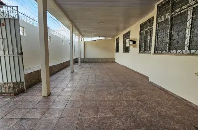 Casa com 4 quartos à venda na Rua Professora Dolores Melita, 86, Japiim, Manaus