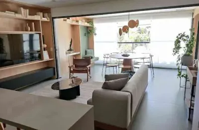 Apartamento amplo, 2 dormitórios, 1 vaga na vila madalena