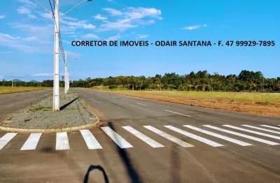 Terreno comercial à venda na Rua Geralda Oliveira Luis, 23, Paranaguamirim, Joinville
