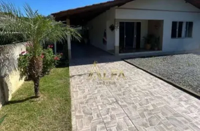 Conforto e requinte -  belíssima casa na prainha de são miguel - em penha sc com 3 quartos, sendo 1 suíte