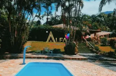 Chácara / sítio com 6 quartos à venda na Estrada Guilherme, 732, Pirabeiraba, Joinville