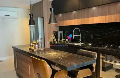 Excelente apartamento, localizado no bairro Gravatá em Navegantes/SC, Frente mar