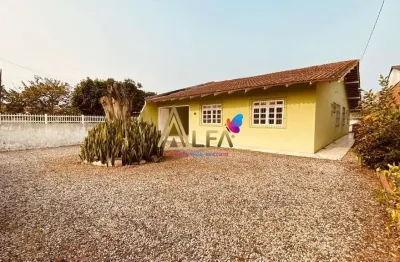 Casa com 4 dormitórios à venda, 163 m² por R$ 690.000,00 - Meia Praia - Navegant