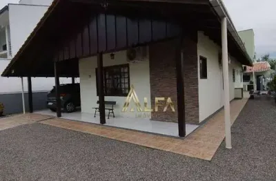 Casa com 4 dormitórios à venda por r$ 800.000 - centro - penha/sc