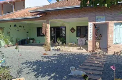 Casa a 100m da lagoa, com piscina e 6 dormitórios à venda, 224 m² por r$ 595.000 - vila da glória - são francisco do sul/sc