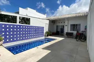 Oportunidade! Casa com 3 Dorms, Piscina e Energia Solar no Gravatá
