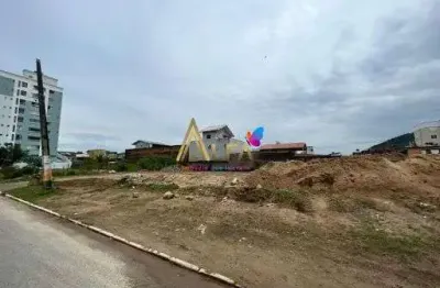 Terreno à venda na Rua Marmeleiro, 1, Tabuleiro, Camboriú