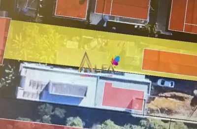 Terreno à venda, 638 m² por R$ 1.600.000,00 - Praia de Armação do Itapocorói - P