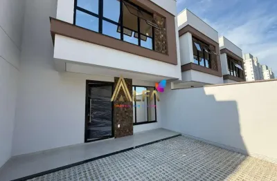 Sobrado à venda, 95 m² por R$ 850.000,00 - Itacolomi - Balneário Piçarras/SC