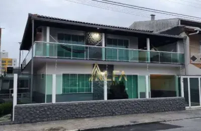Casa 2 pavimentos  com entradas separadas - cordeiros - itajaí/sc