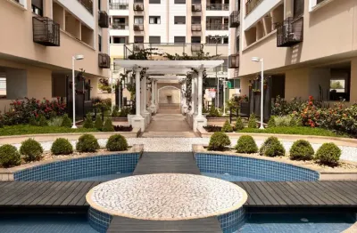 Vendo apto 3 dor. mobiliado com 2 garagens em andar alto junto a ufsc