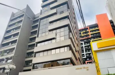 Sala comercial para alugar na rua conselheiro laurindo, 490, centro, curitiba, 48 m2 por r$ 1.100