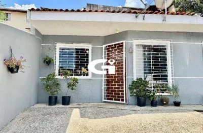 Linda casa térrea no Santa Cândida com 2 quartos e vaga de garagem