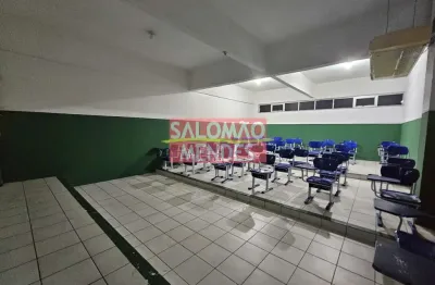 Edificio com 5 andares e elevador em são brás. 60 vagas privativas