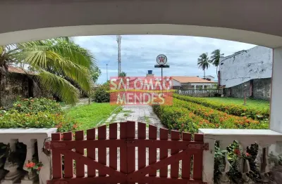 Casa em salinas. perto da pracinha. 1000 m2 de terreno, 24mts testada.