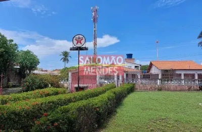 Casa em Salinas. Perto da Pracinha. 1000 m2 de terreno, 24mts testada.