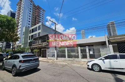 Imóvel comercial com terreno de 1210m2 junto a almirante barroso
