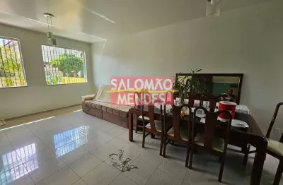 Casa com 3 quartos para alugar na Alameda Bruno de Menezes, Nazaré, Belém