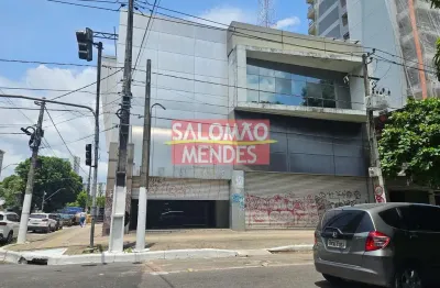 Predio comercial em batista campos, 03 pisos, elevador, esquina