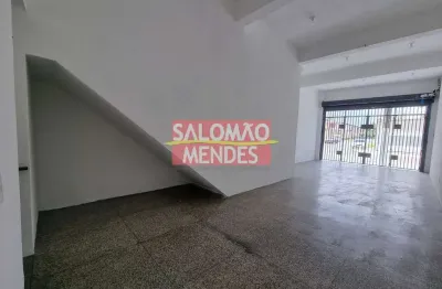 Ponto comercial, 150m², pé direito alto, excelente localização.