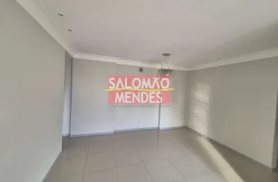 Aluguel de apartamento em andar alto – excelente localização
