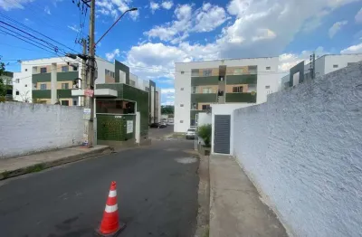 Apartamento com 2 quartos para alugar na Rua Tibiriça, Cristo Rei, Teresina