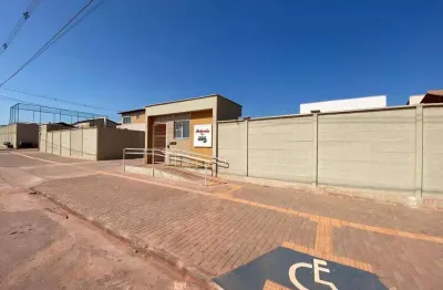 Casa com 3 quartos para alugar na Avenida Doutor David Cortelazzi, Morros, Teresina