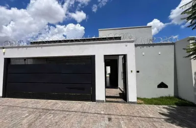 Casa com 3 quartos à venda na Rua Santina Zanatta, 199, Novo Mundo, Uberlândia