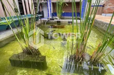 Casa com 3 quartos à venda na Rua Péricles Vieira da Mota, 1399, Santa Mônica, Uberlândia