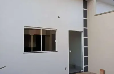 Casa com 3 quartos à venda na Rua Sampaio, 28, Laranjeiras, Uberlândia