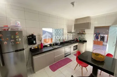 Casa com 3 quartos à venda na Rua Adão de Sousa dos Santos, 102, Shopping Park, Uberlândia