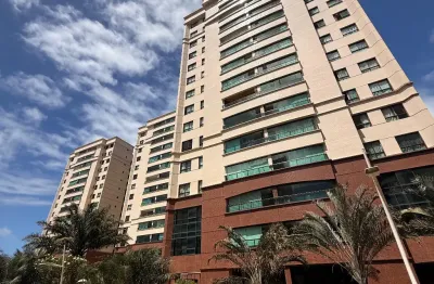 Luxuosa cobertura em patamares 4 suítes 4 vagas vista mar vista parque o quê