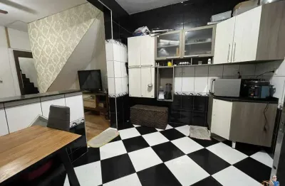 Sobrado para venda no bairro rádio clube, contendo 3 dormitórios, sendo 1 suíte, e cozinha americana