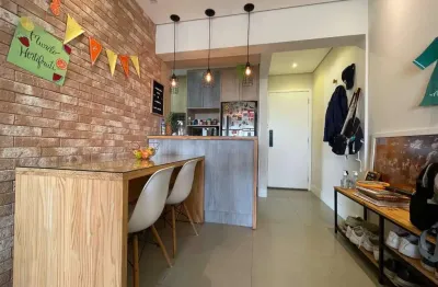 Apartamento com dois dormitórios, sendo um suíte, à venda no bairro vila mathias.
