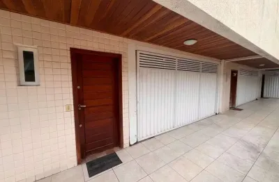 Sobrado à venda, 3 quartos, 1 suíte, 2 vagas, vila valença - são vicente/sp