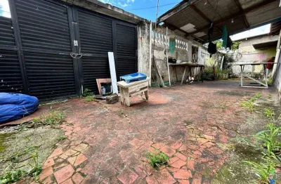 Terreno à venda na Rua Dona Olga Deon Coury Athie, Areia Branca, Santos