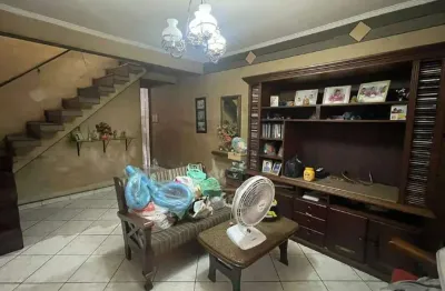 Sobrado à venda, 3 quartos, 1 suíte, 3 vagas, castelo - santos/sp