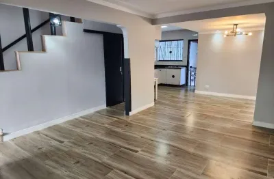Casa à venda, 2 quartos, 1 suíte, 2 vagas, centro - são vicente/sp