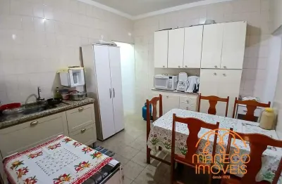 Casa com 3 quartos à venda na Rua Vicente Cascione, Areia Branca, Santos