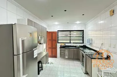 Casa à venda, 3 quartos, 2 suítes, 1 vaga, jardim independência - são vicente/sp