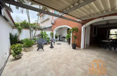 Casa à venda, 3 quartos, 3 suítes, 3 vagas, embaré - santos/sp