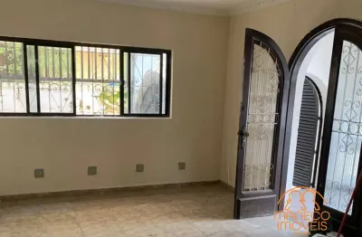 Casa com 4 quartos à venda na Rua Colômbia, Boqueirão, Santos