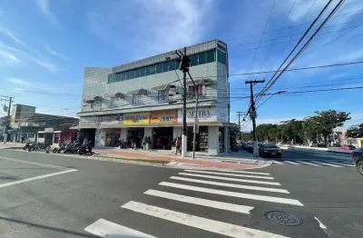 Prédio à venda na Avenida Hugo Maia, Rádio Clube, Santos
