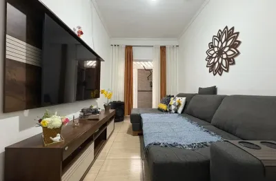 Casa à venda no bom retiro em santos – 3 dormitórios, 1 suíte e ótimo custo-benefício